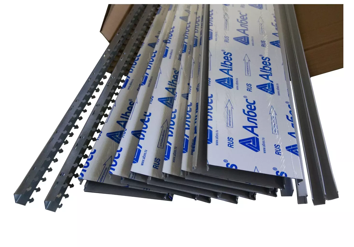 Реечный потолок Комплект для ванной комнаты 1.7х1.7 м A100AS белый матовый