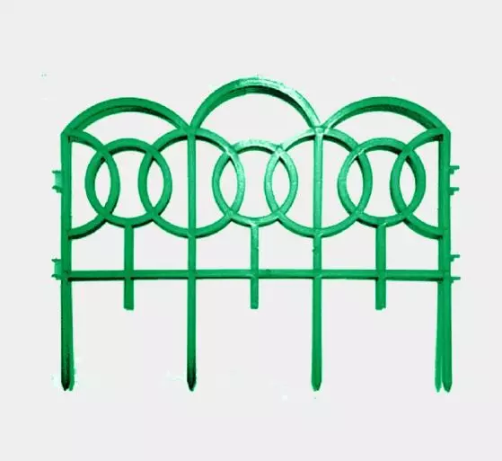 Забор декоративный пластик Барокко Ажурный изумрудный (длина-3,08 м, высота-37 см)