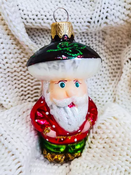 Формовая игрушка Дедушка грибок 10 см Коломеев ФУ-569