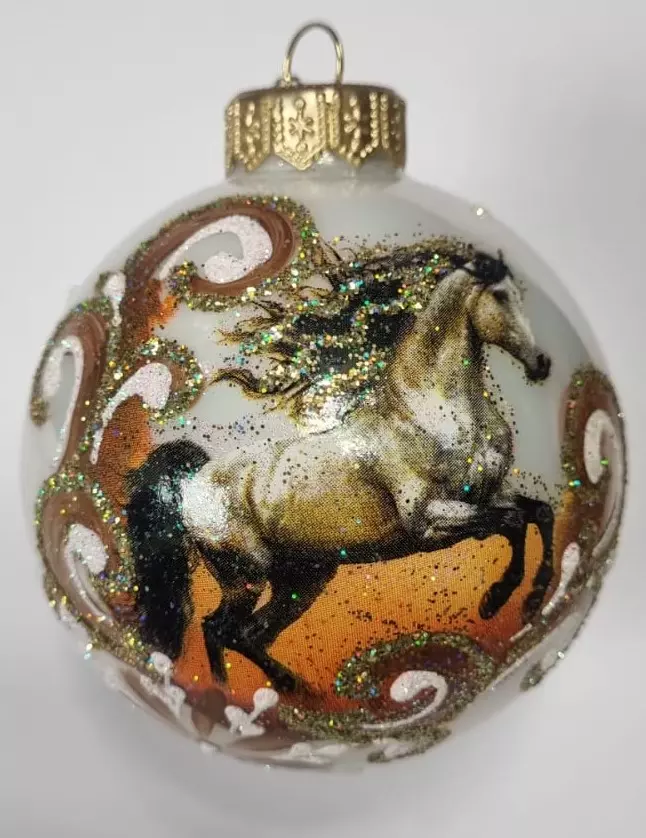 Елочный шар стекло Конь вольный 8 см (Символ года) Коломеев КУ-80-254056