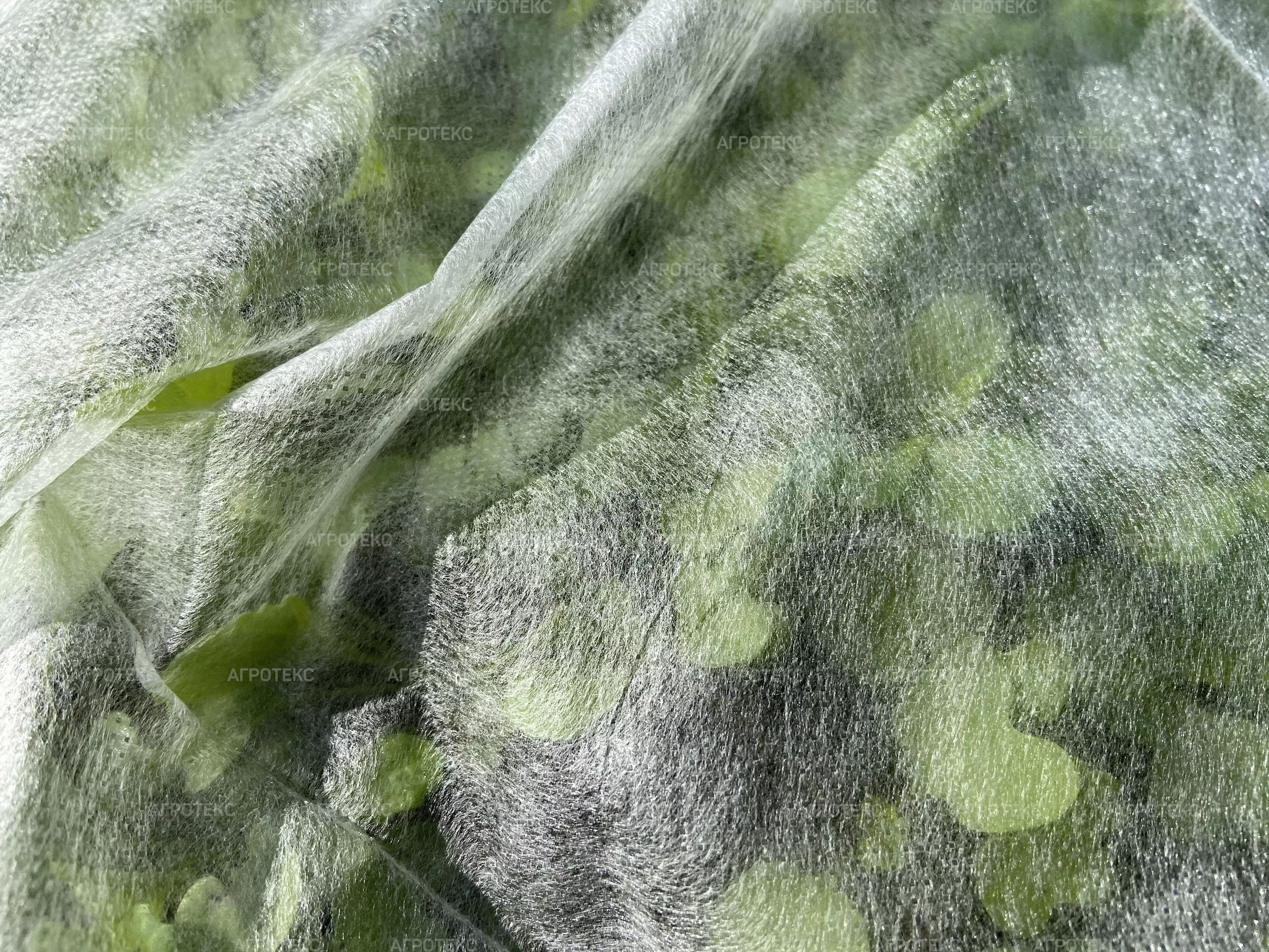 Укрывной материал 17 Мегаспан Агро, 3,2*500 п.м, белый, в рулоне