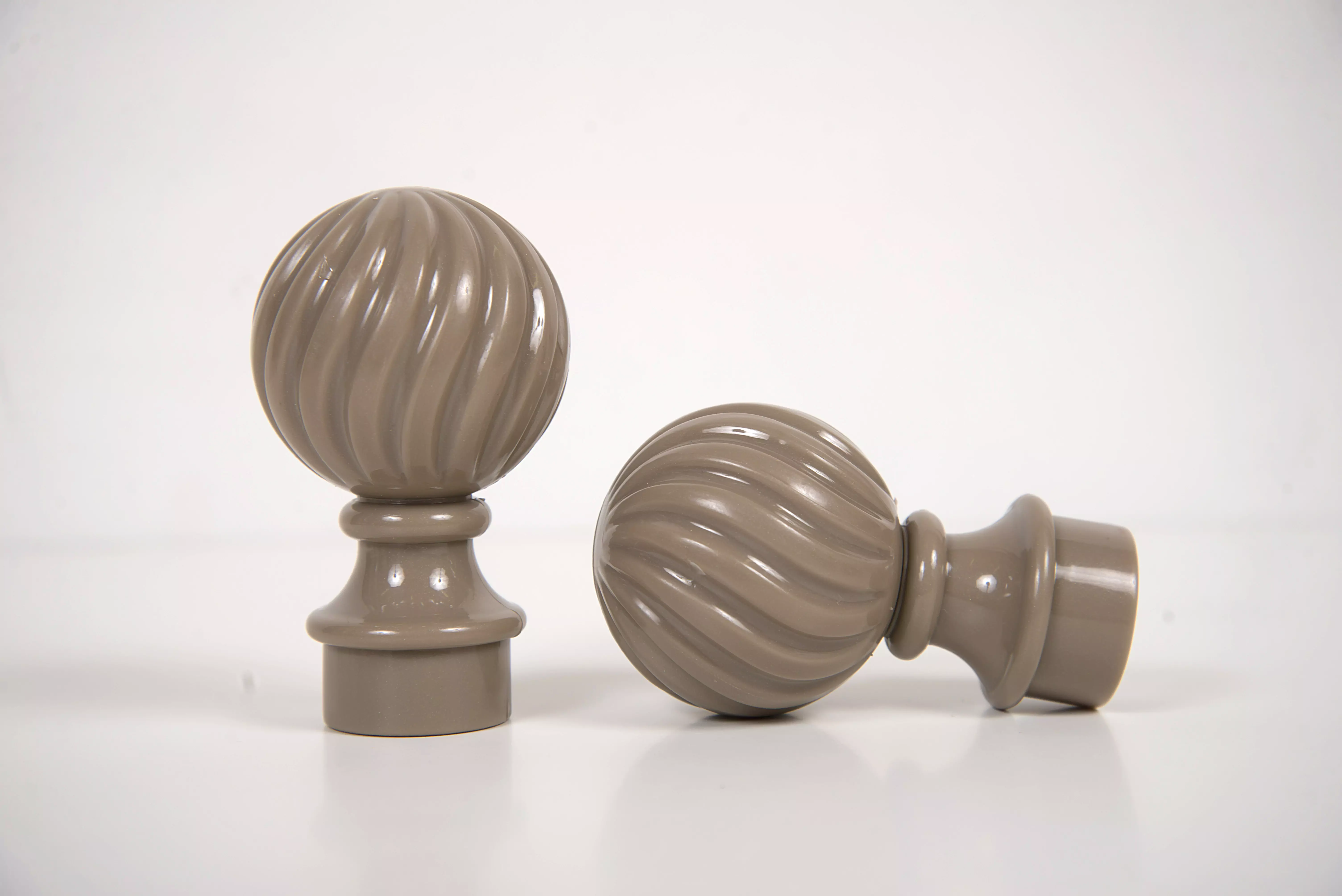 Наконечник для карниза d=28 мм орех скандинавский (2шт) эра в упаковке