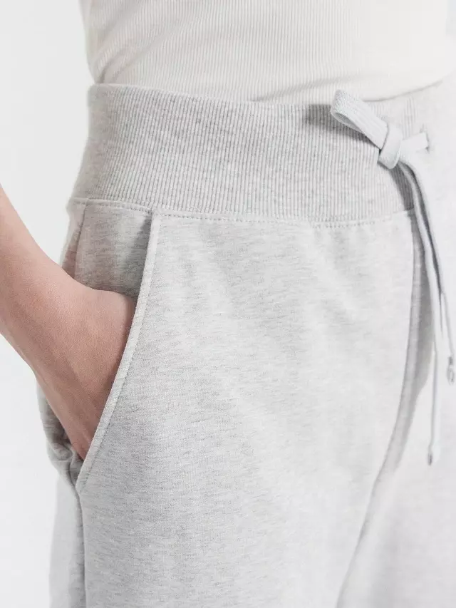 Спортивные штаны женские Mark Formelle 382433 серый меланж, р-р 170/176-106 (50 / XL)