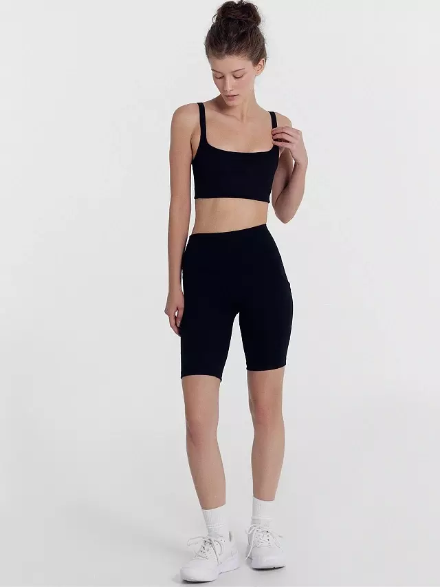 Спортивный топ женский Mark Formelle 302968 черный, р-р 164/170-100-106 (50 / XL)