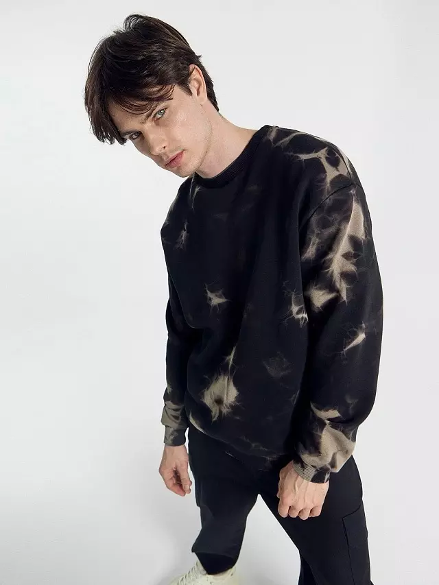 Свитшот мужской Mark Formelle 121801/1 черный эйсид, р-р 108-170/176 (54 / XXL)