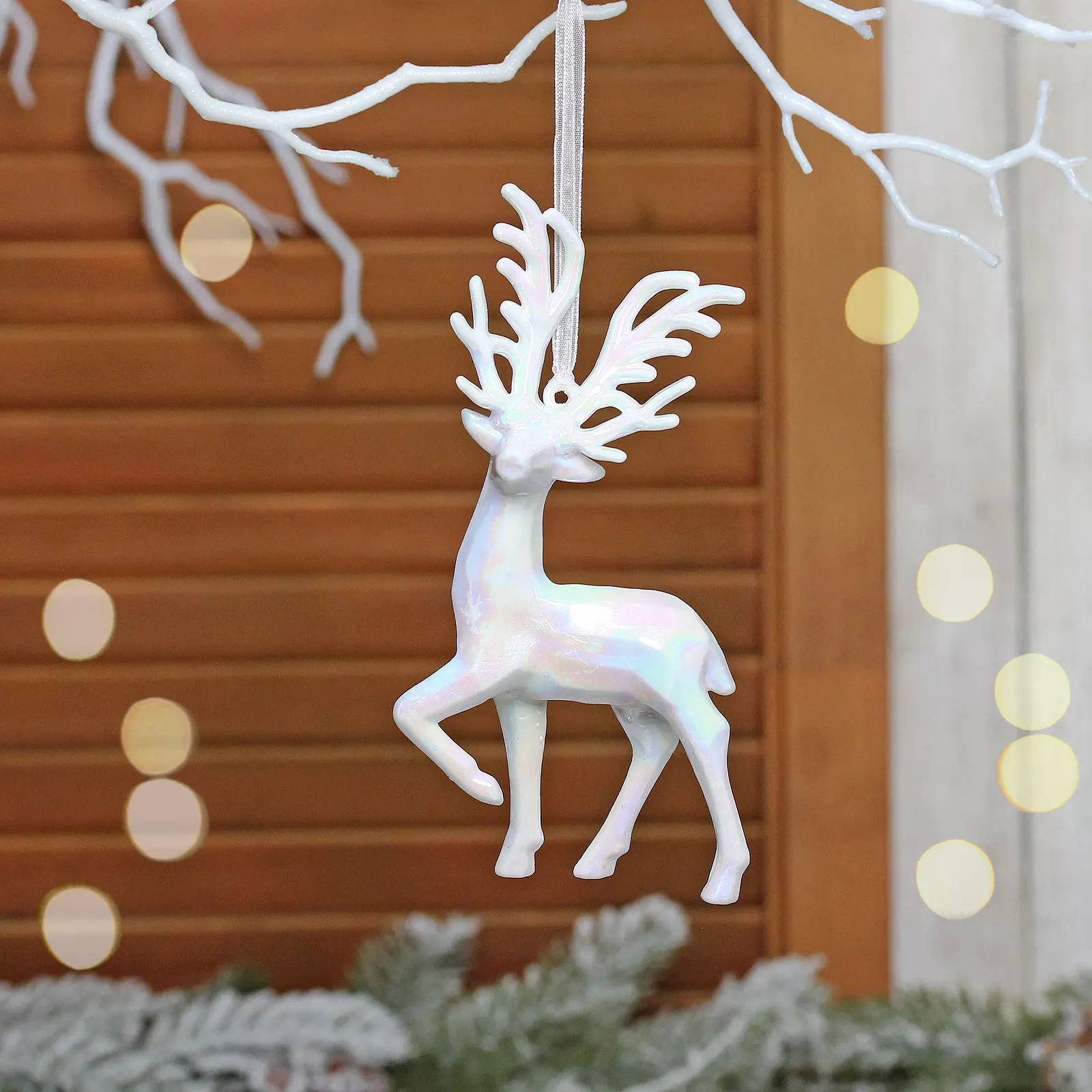 Елочное украшение Волшебный олень 14х7 см жемчужный 916-2101