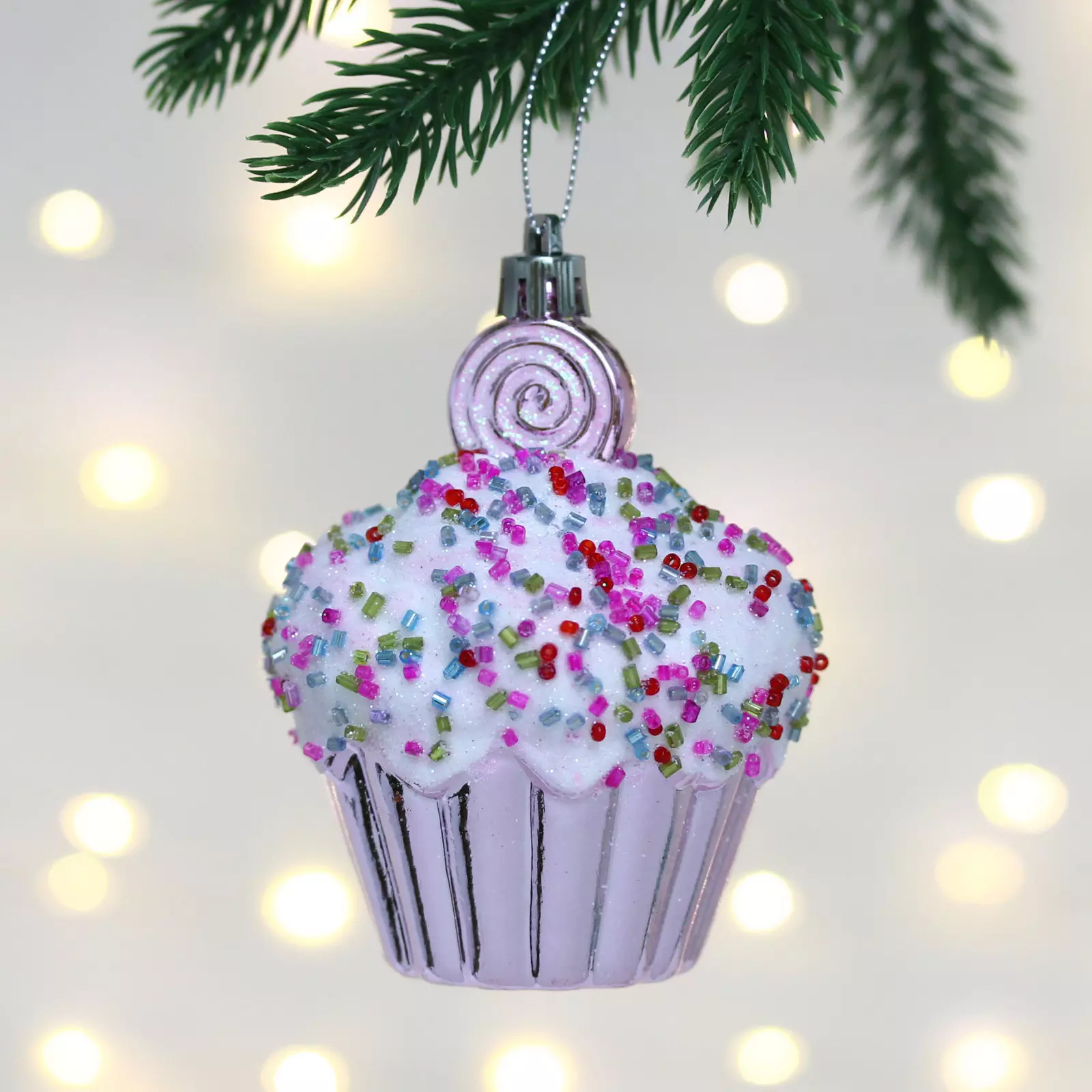 Елочная игрушка Сладкая пироженка 7х7х9,5 см розовый 107-5995