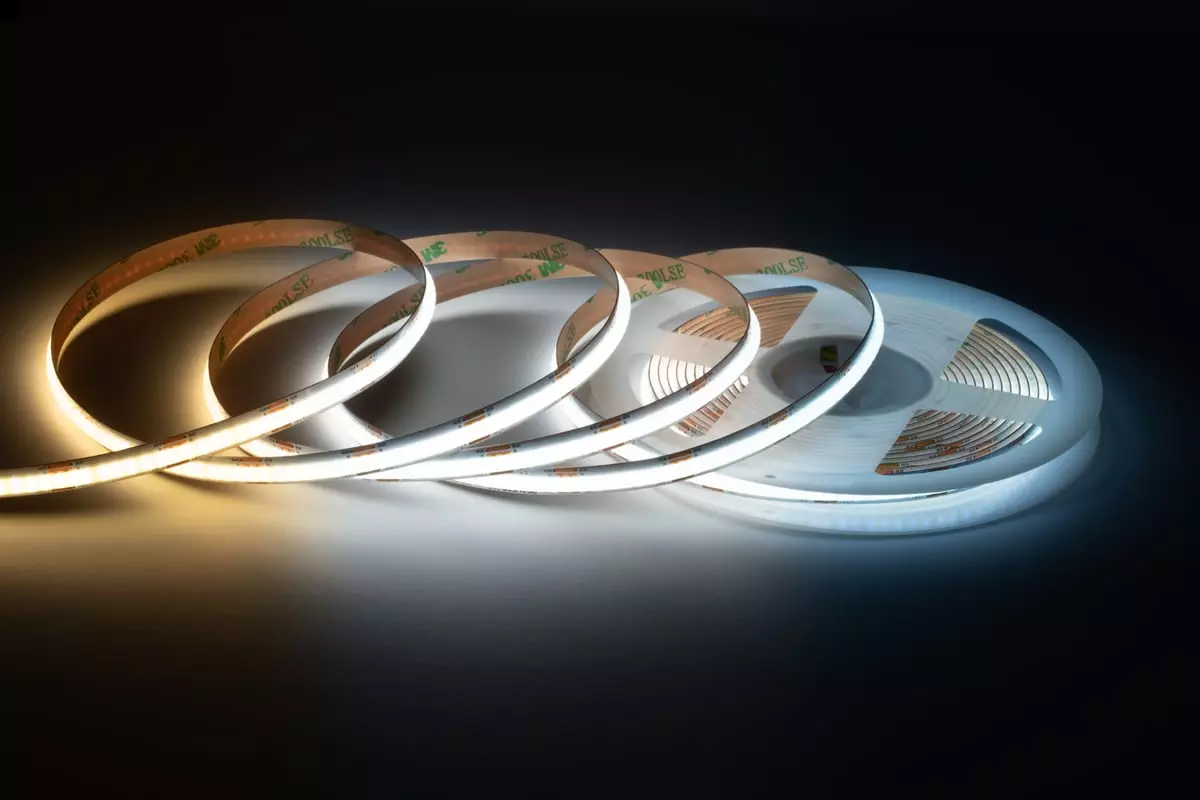 Светодиодная лента 24В 10Вт/м 900Лм/м 3000К-6500К 5м 8мм COB 560шт/м IP20 Apeyron 00-492