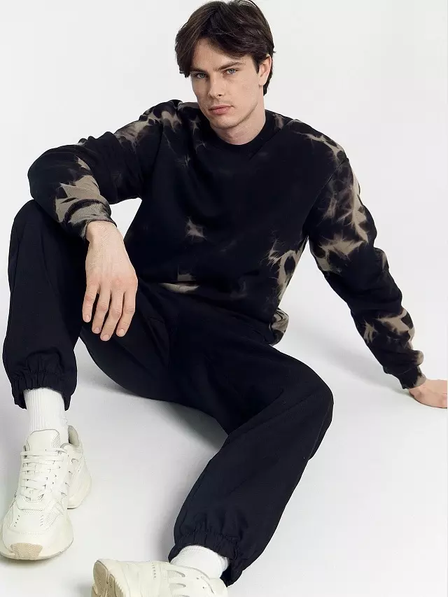 Свитшот мужской Mark Formelle 121801/1 черный эйсид, р-р 108-182/188 (54 / XXL)