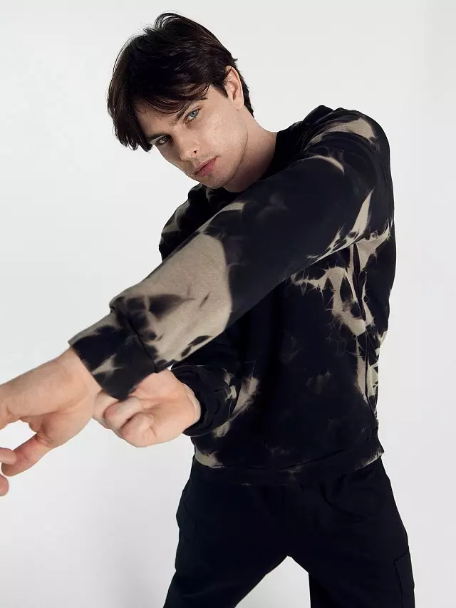 Свитшот мужской Mark Formelle 121801/1 черный эйсид, р-р 108-182/188 (54 / XXL)