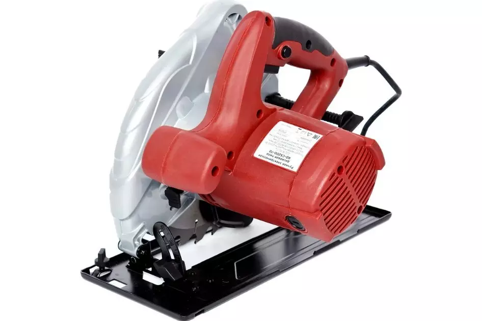 Циркулярная дисковая пила REDVERG RD-CS200-70 6633028
