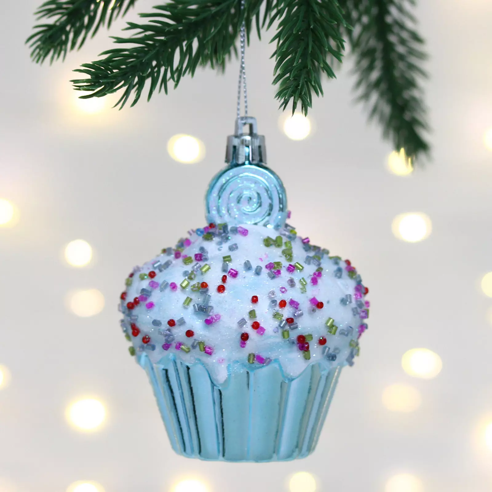Елочная игрушка Сладкая пироженка 7х7х9,5 см голубой 107-5996