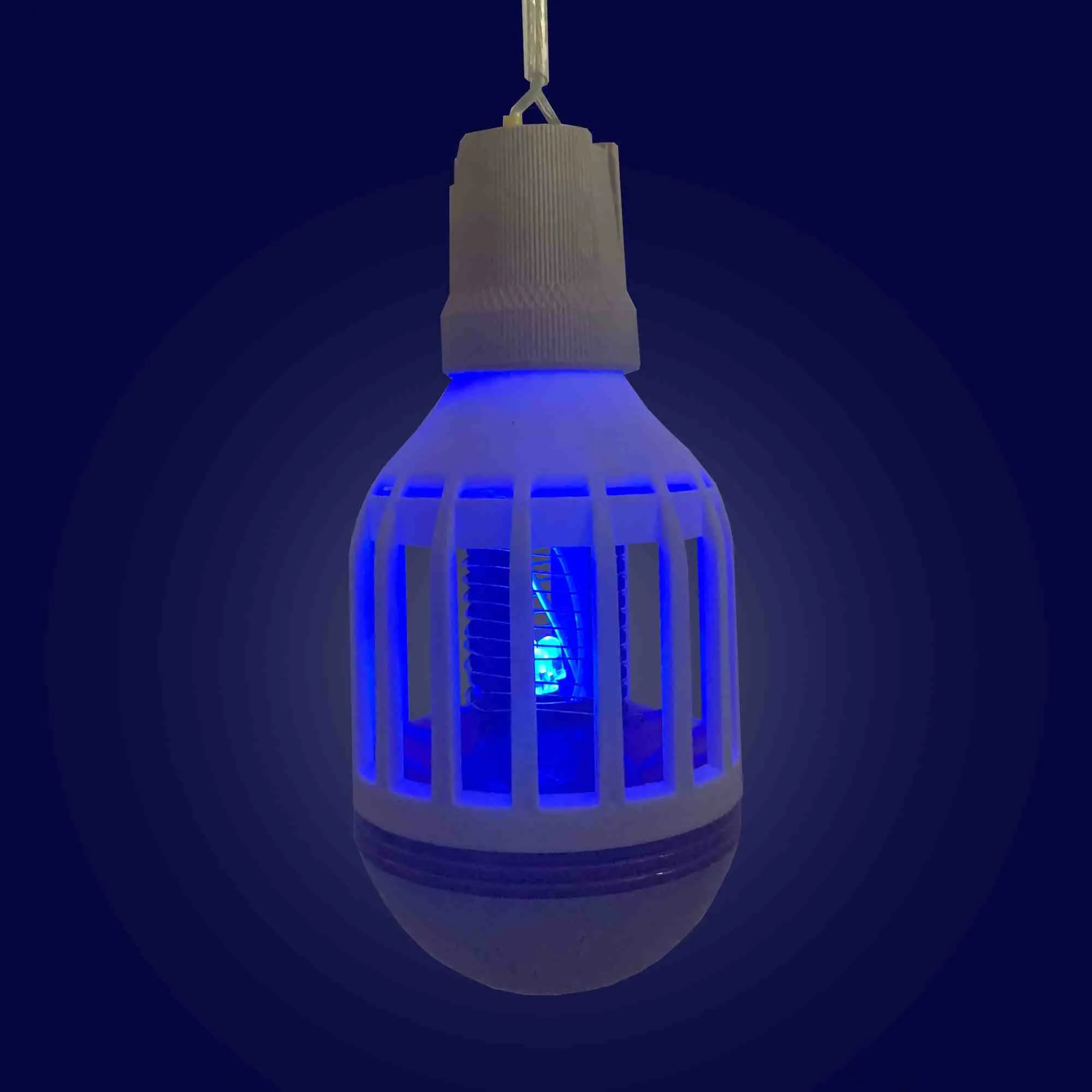 Лампа антимоскитная светодиодная Apeyron Е27 15Вт 175-265В 6500K холодный