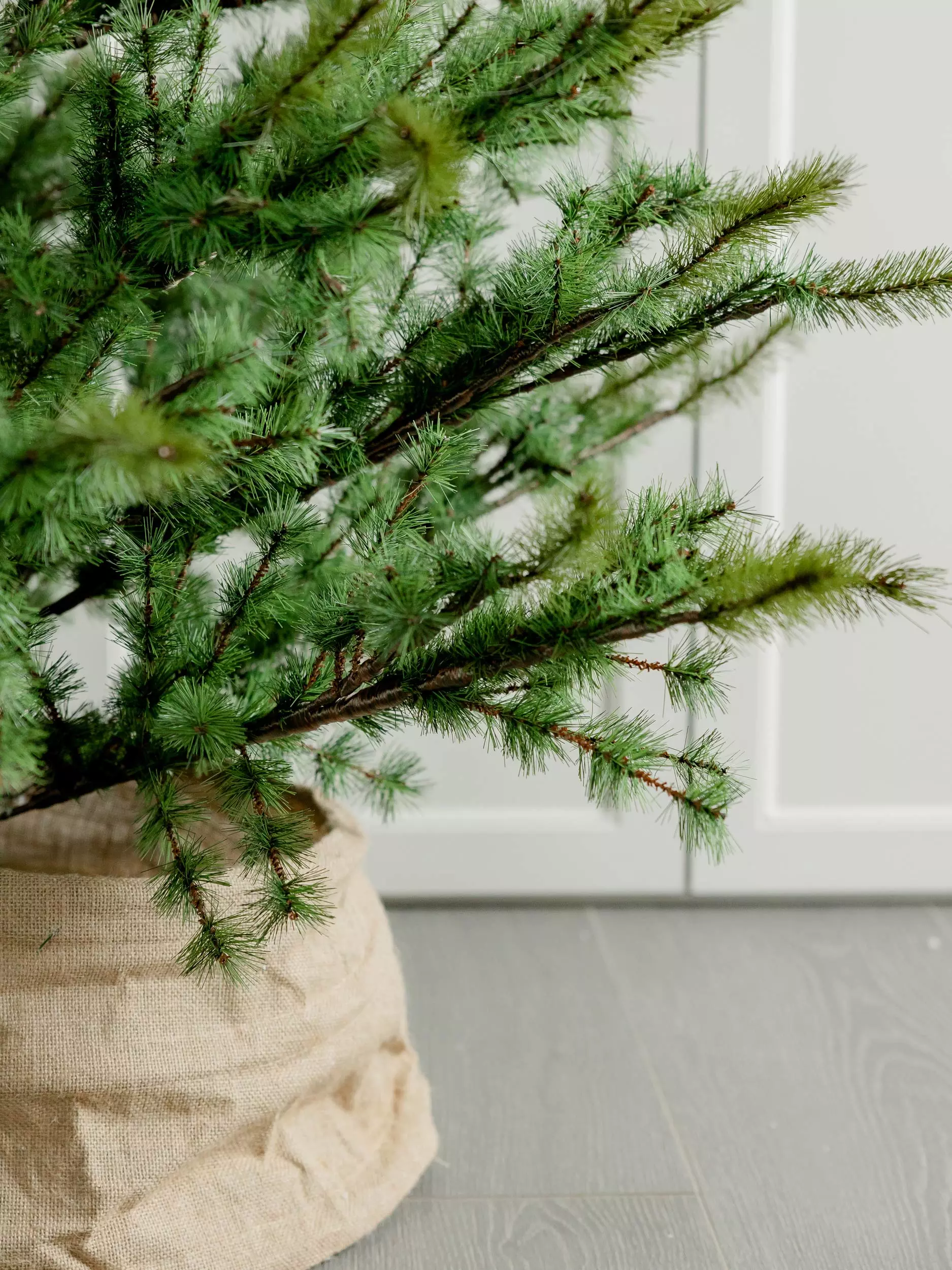 Корзина под елку 68/25 см тканевая Волшебство на ветках VNVTK1-68