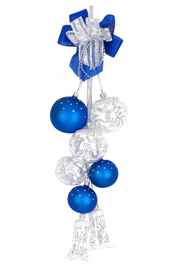 Новогоднее украшение из шаров Мария С1430