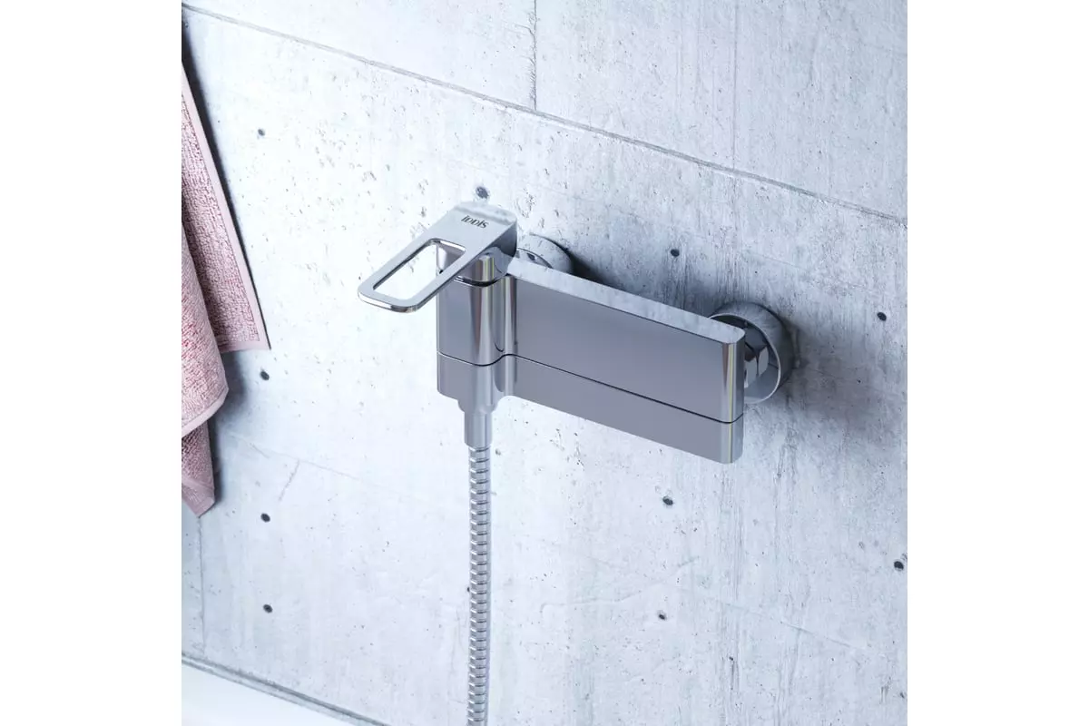 Смеситель для ванны, поворотный излив 16,5 см на 90 гр., хром IDDIS Slide SLISB00i02WA, латунь, без аксессуаров