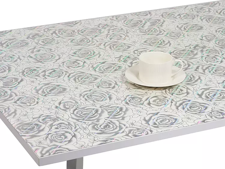 Клеенка на стол силиконовая ширина 0,6м толщина 0,6 мм серебро арт 021-S Dekorelle