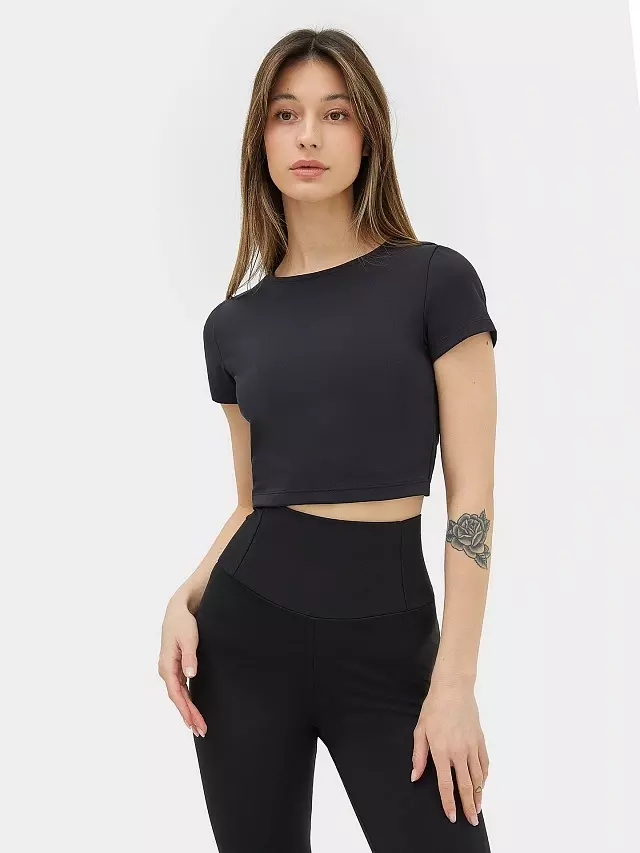 Футболка женская укороченная Mark Formelle 302942 черный, р-р 164/170-100-106 (50 / XL)