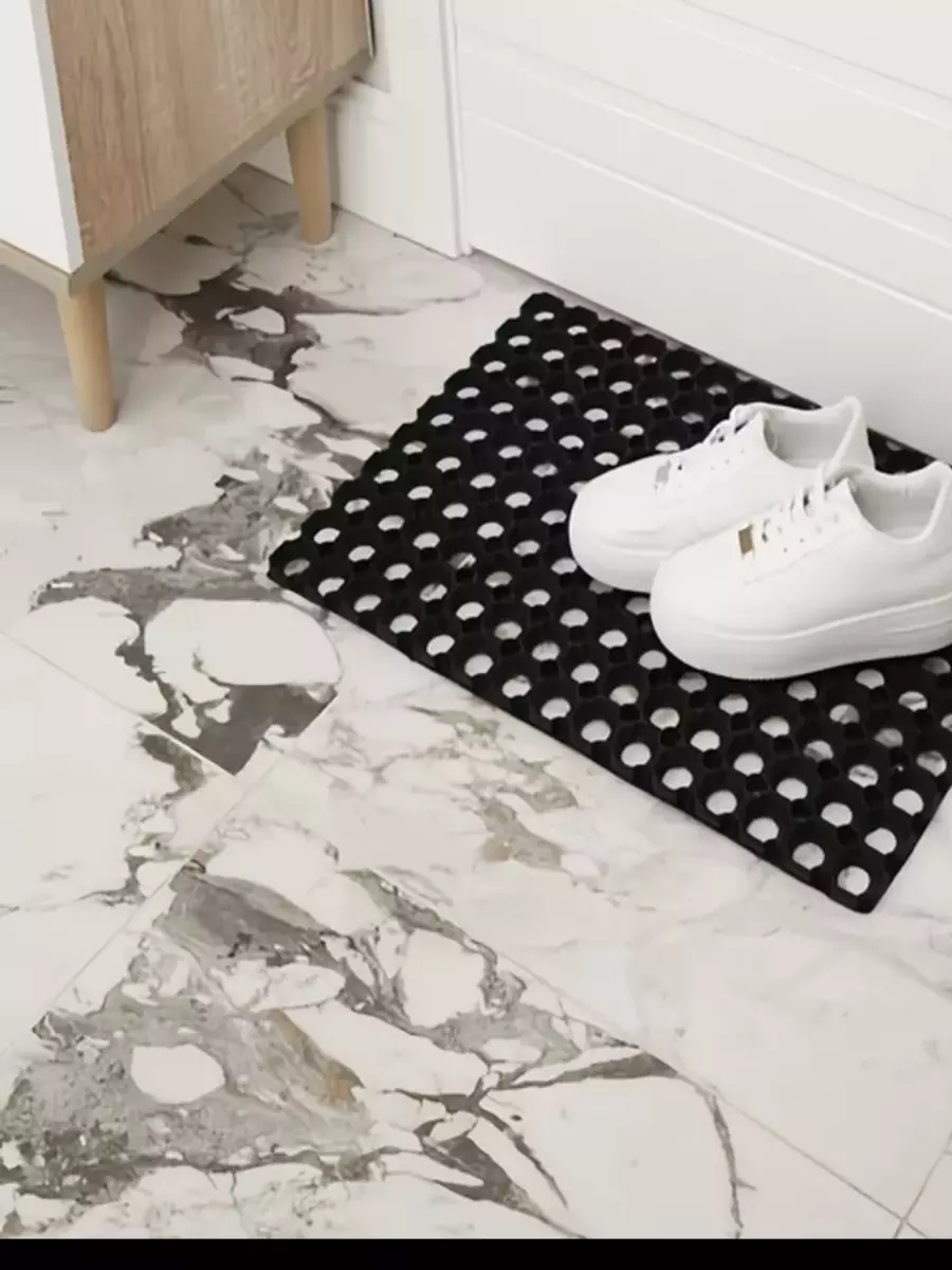 Коврик резиновый ячеистый 50x80см 16мм RH