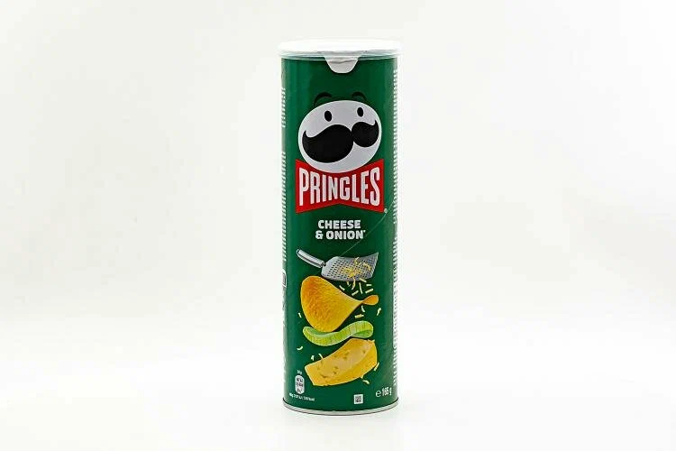 Чипсы Принглс Pringles картофельные, со вкусом сыра и лука 165г