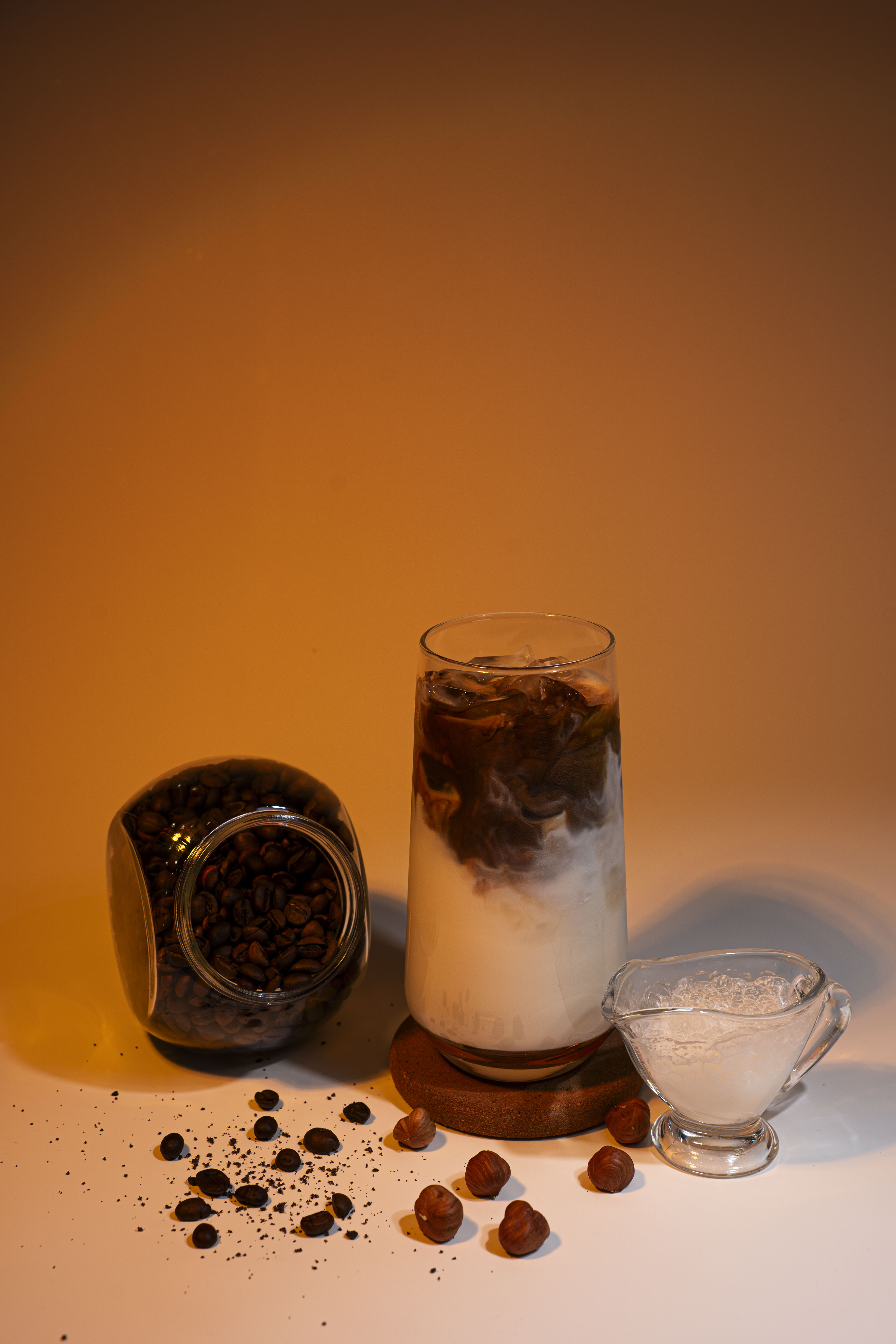 Холодное кофе с лесными орехами