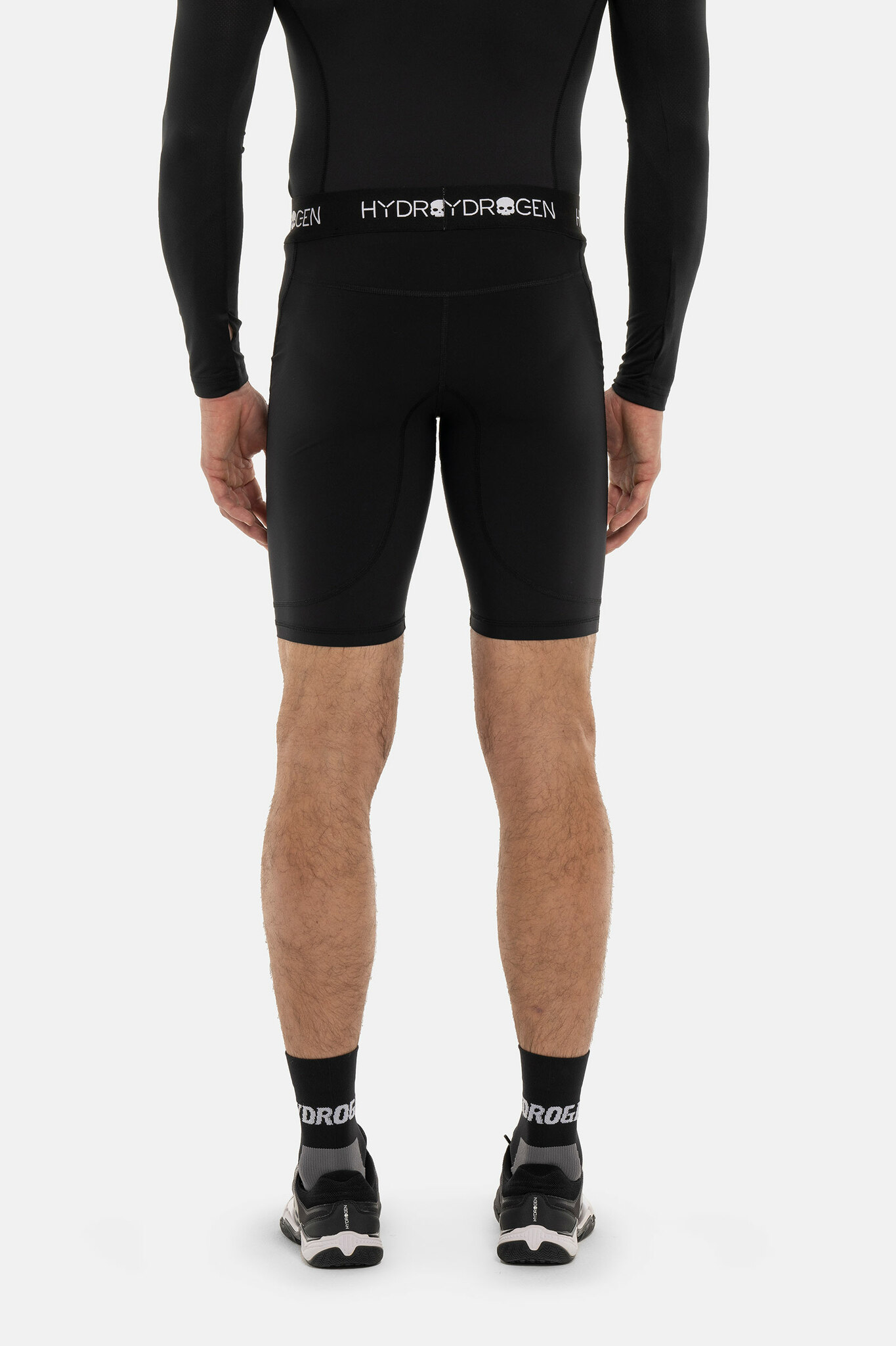 Компрессионные  шорты HYDROGEN ESSENTIAL SECOND SKIN (ES0001), черный