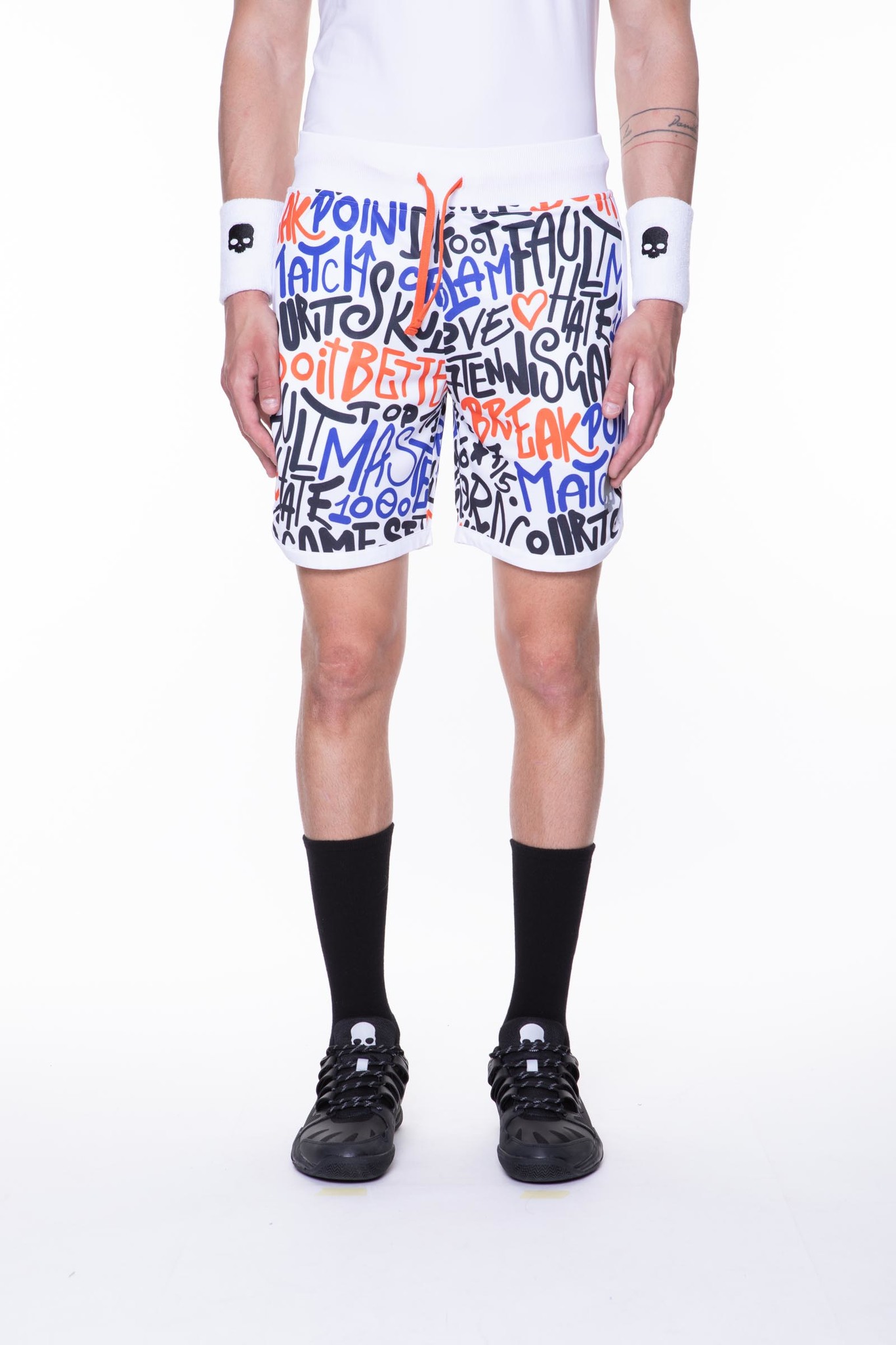 Теннисные шорты HYDROGEN GRAFFITI TECH (T00411-001)