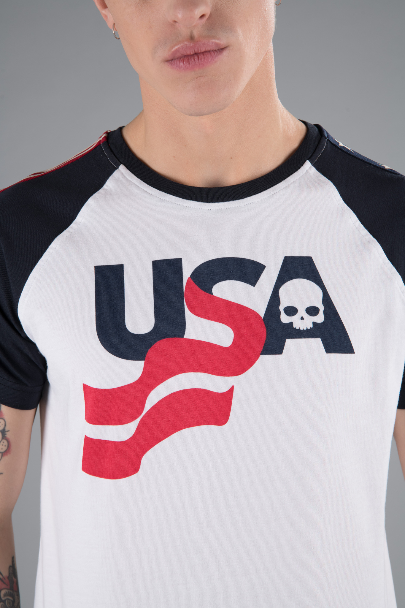 Мужская футболка  HYDROGEN USA COTTON  (T00556-071)