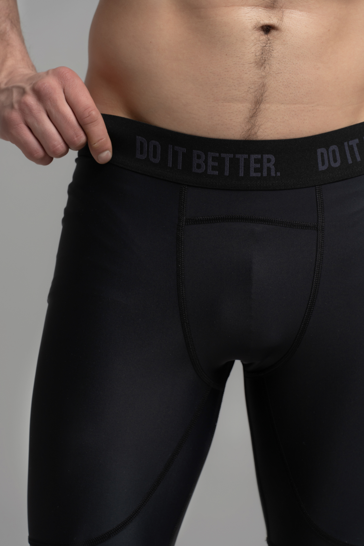 Компрессионные шорты HYDROGEN (R00642-007)