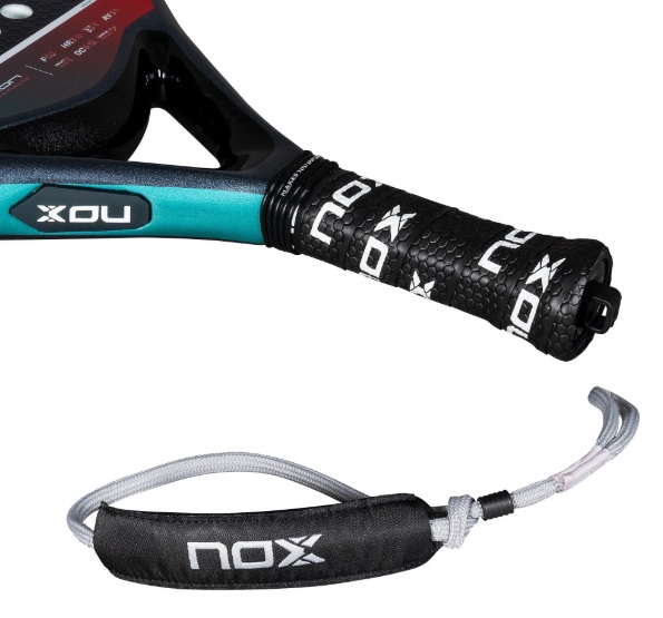 Ракетка для падела Nox Equation Light Advanced 2025