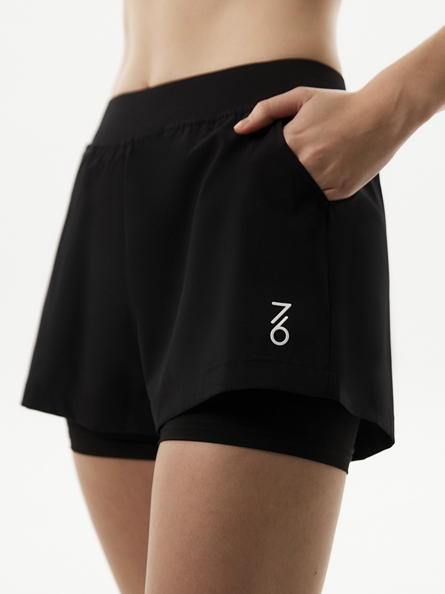 Шорты женские 7/6 Alex Shorts - Black