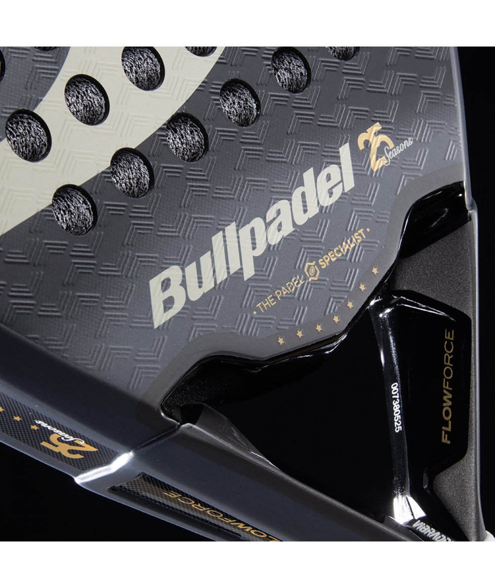 Ракетка для падела Bullpadel FLOW LEGEND