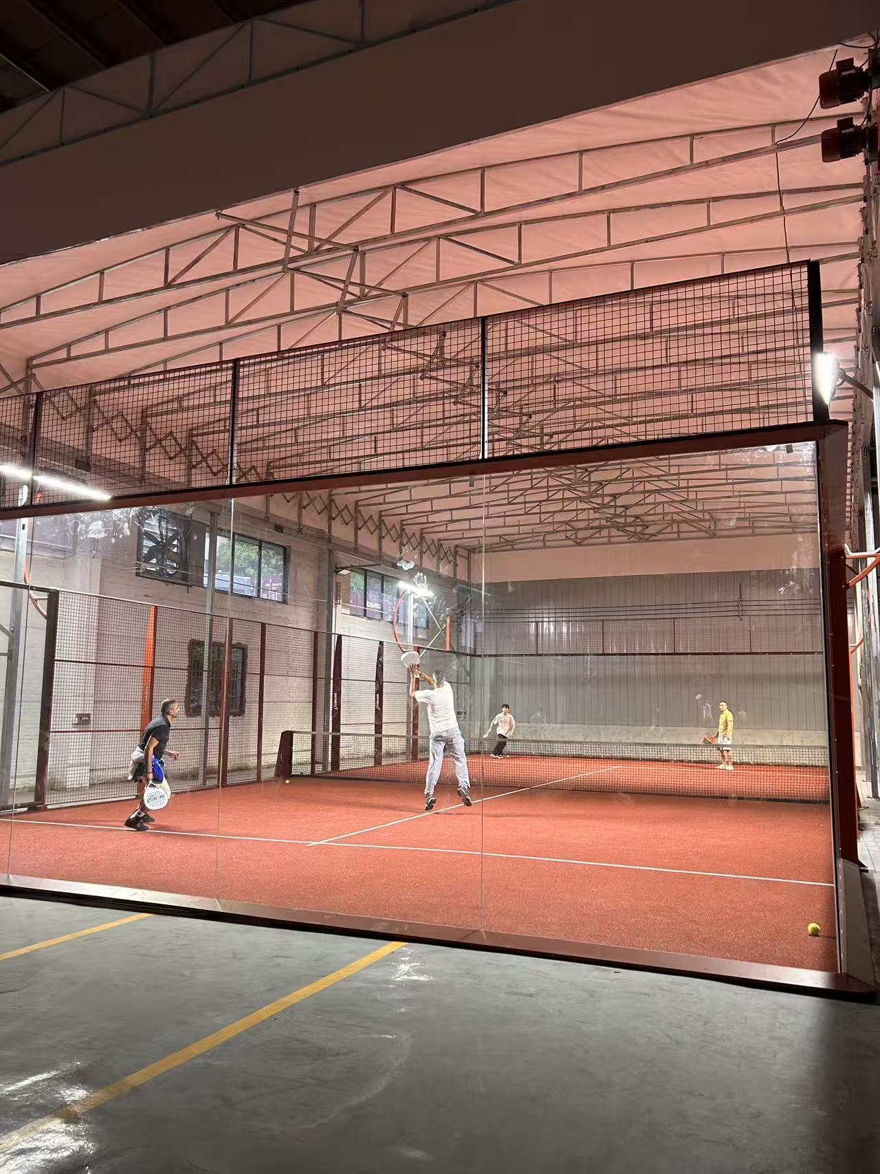 Panoramic корт для падела Ros-padel (класс Премиум) — для игры два на два 10×20 м
