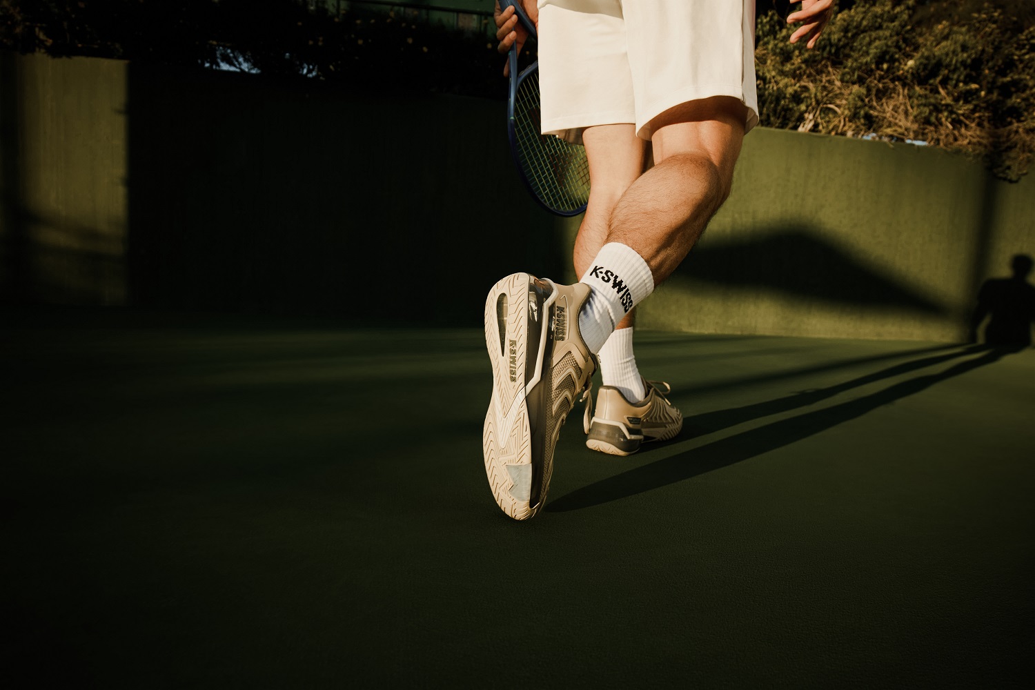 Кроссовки мужские K-Swiss  ULTRA SHOT 4