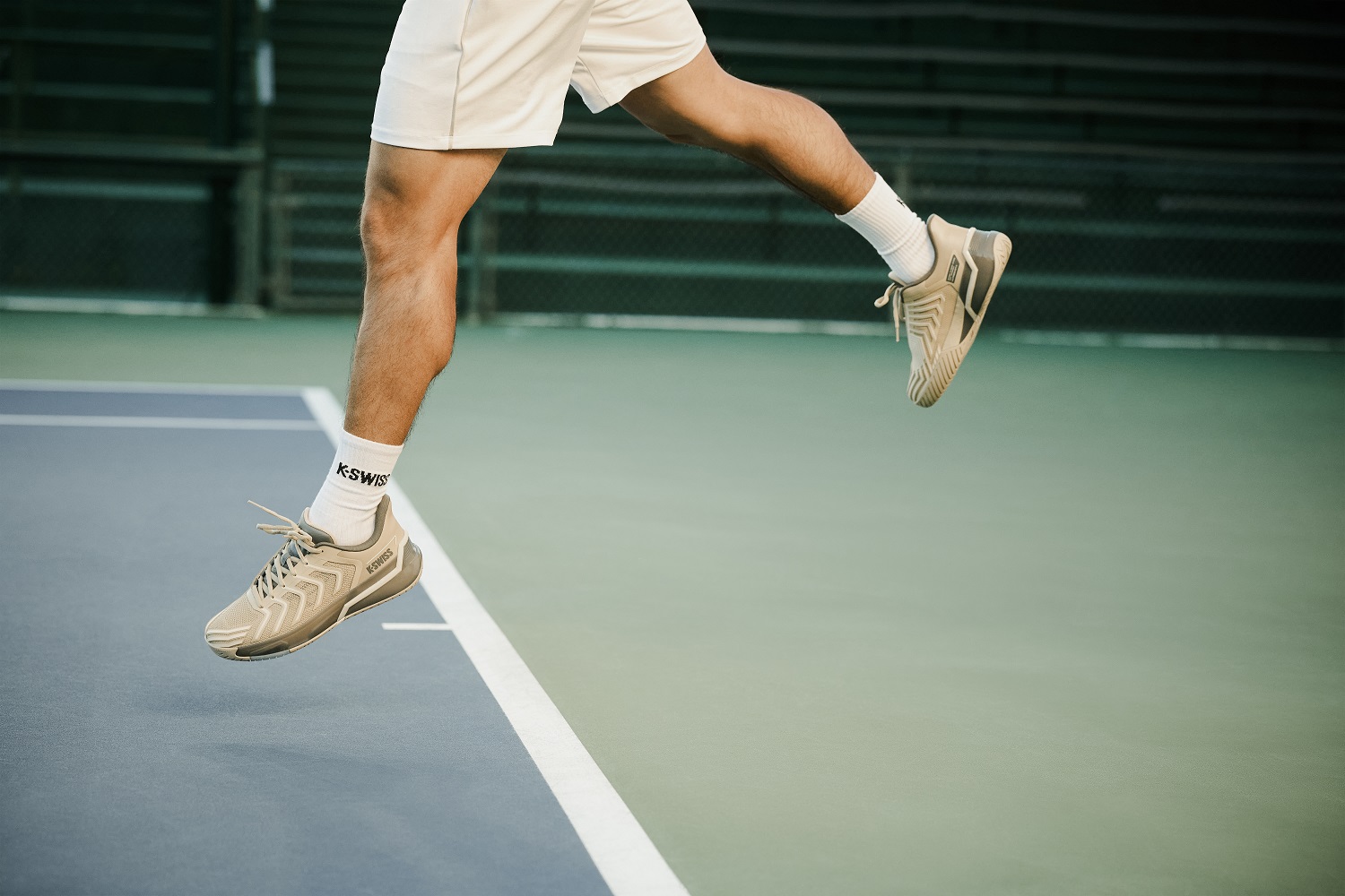 Кроссовки мужские K-Swiss  ULTRA SHOT 4