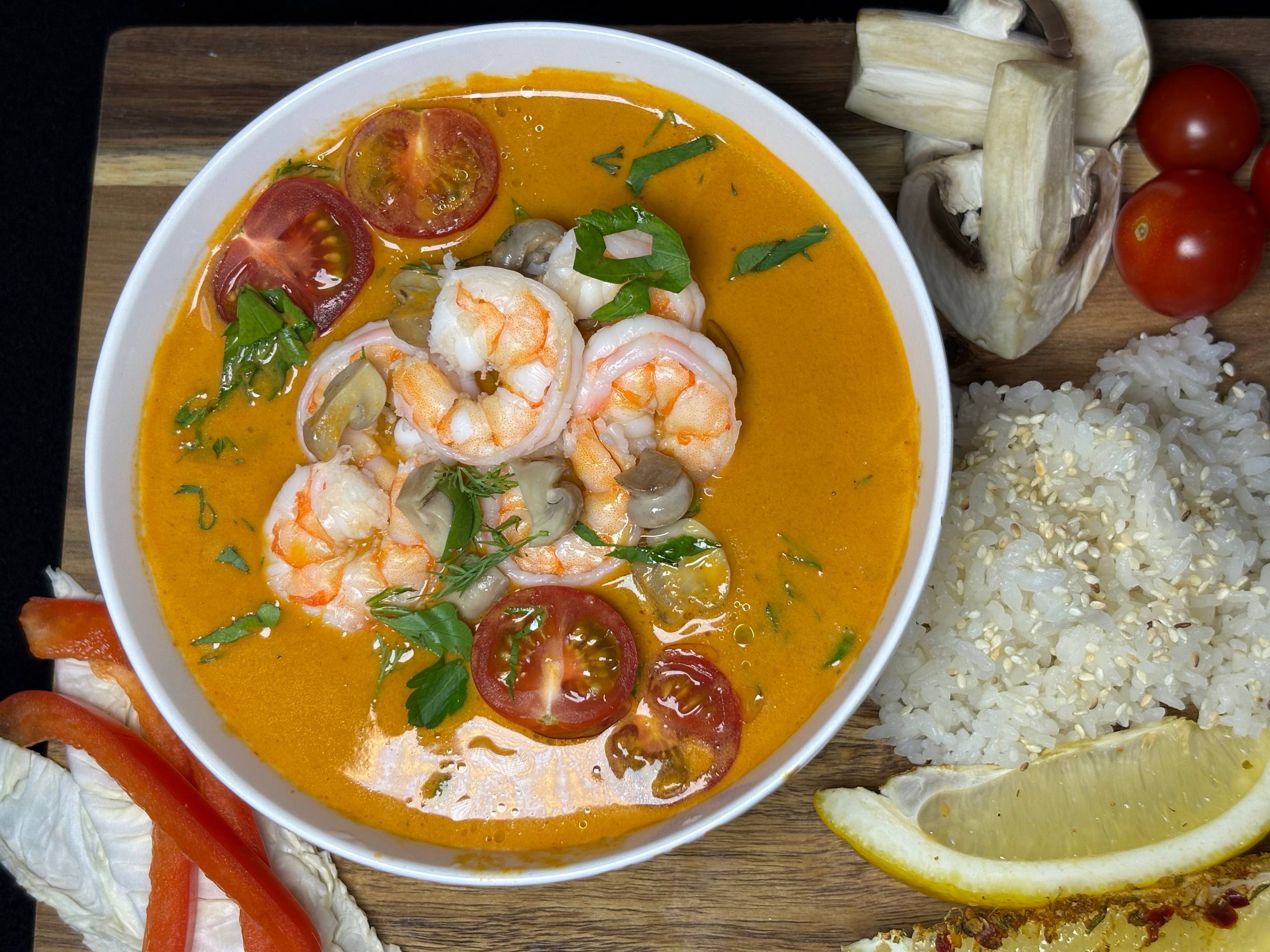 Том Ям с креветками