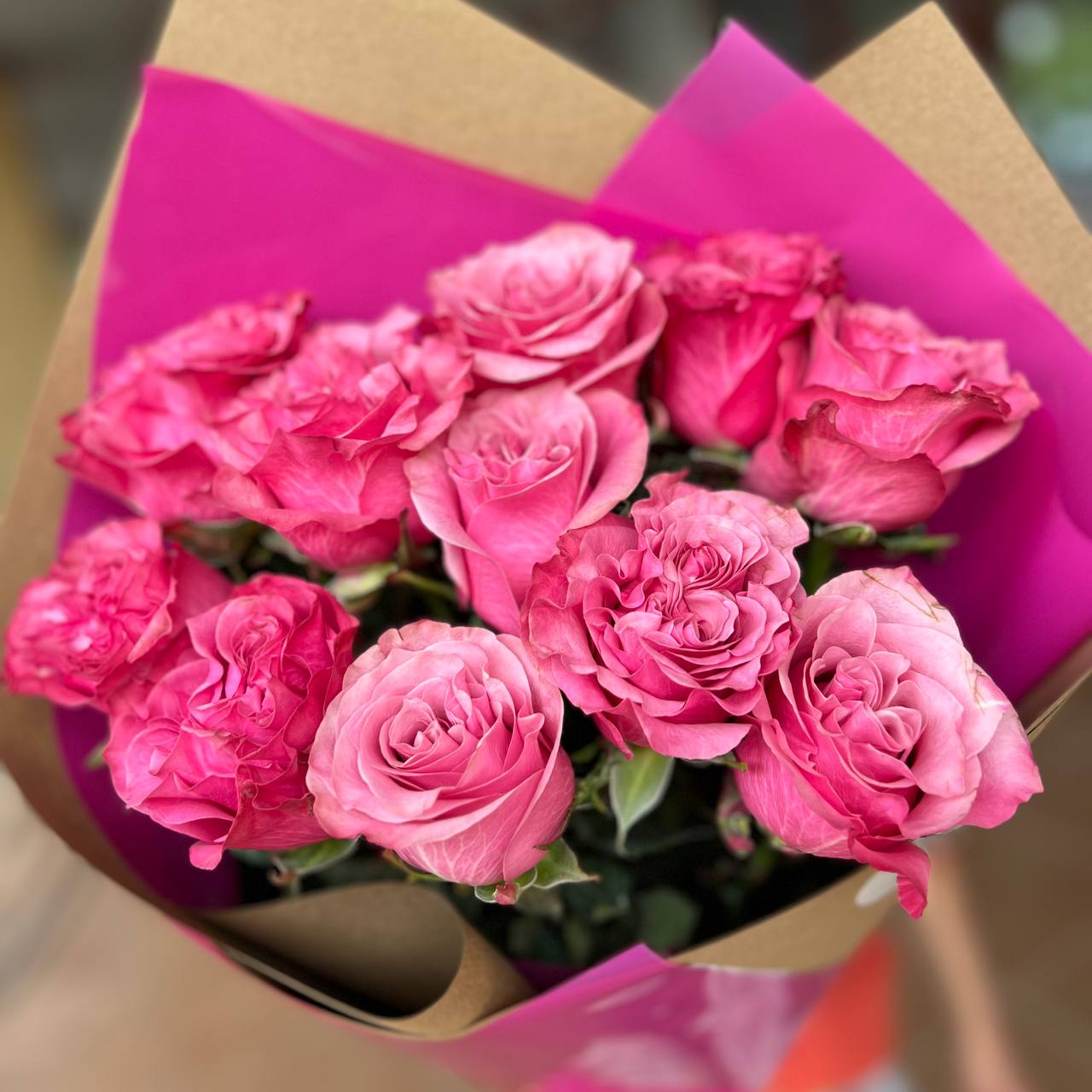 Букет крупных розовых роз 11 штук 60 см