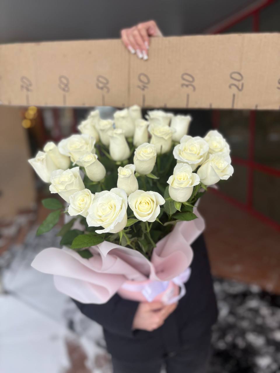 25 роз в коробке