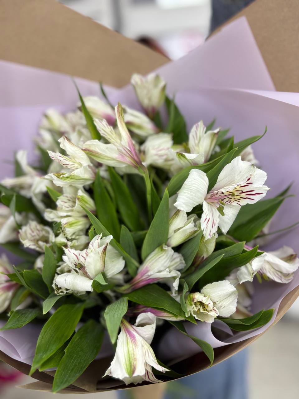 Букет из альстромерий
