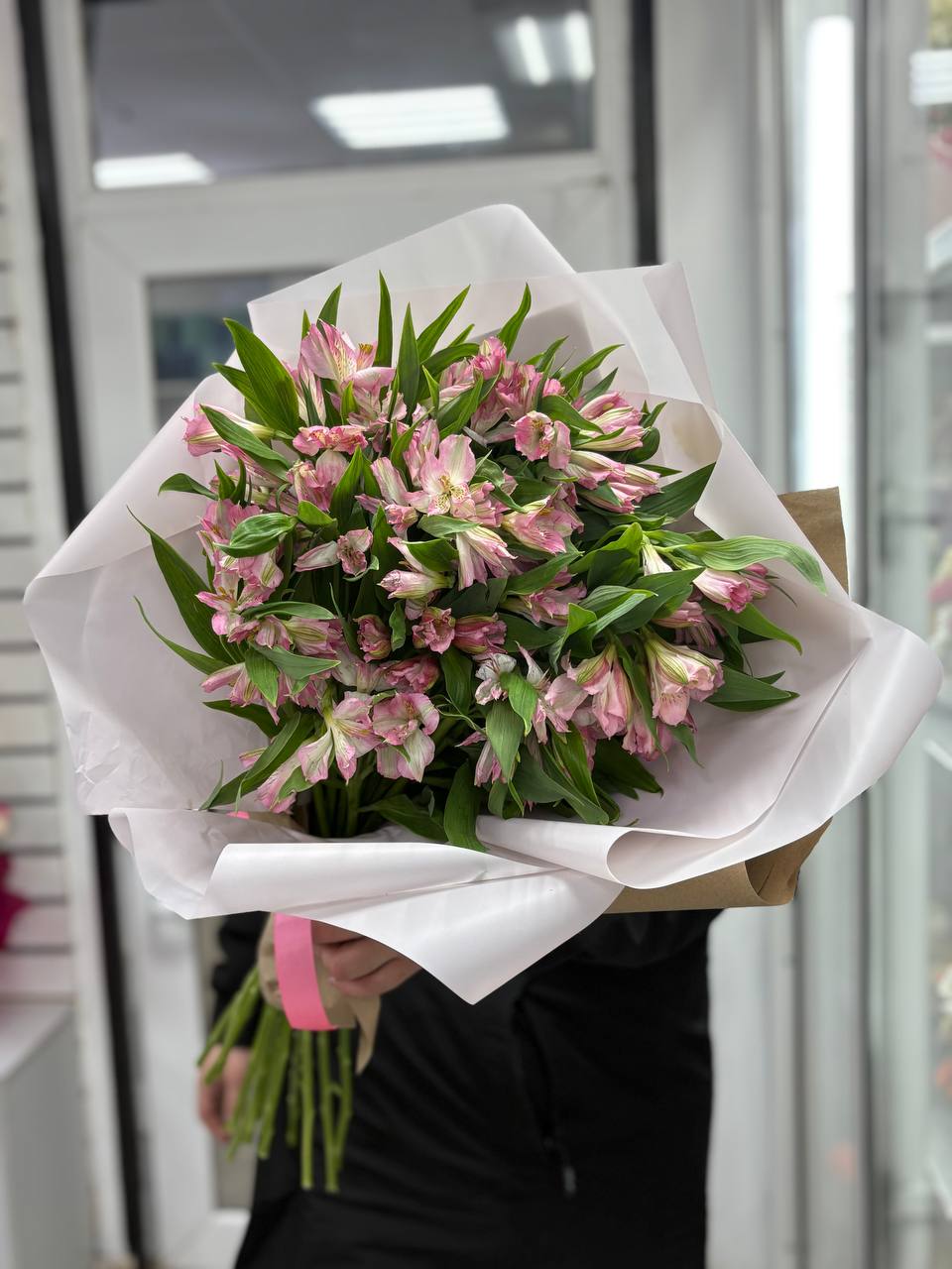 Букет из альстромерий