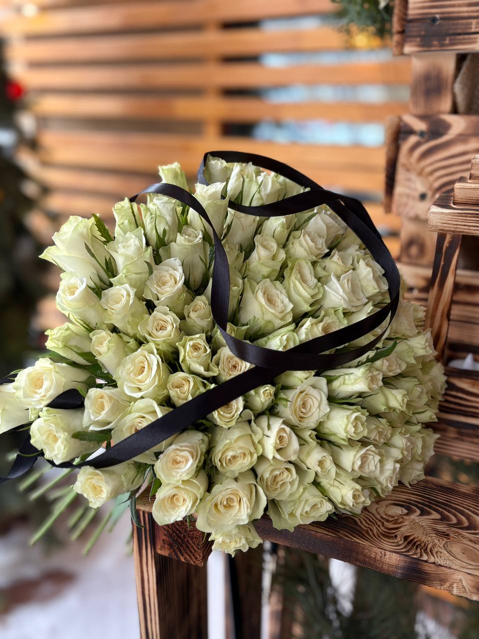 100 роз 40 см под ленту