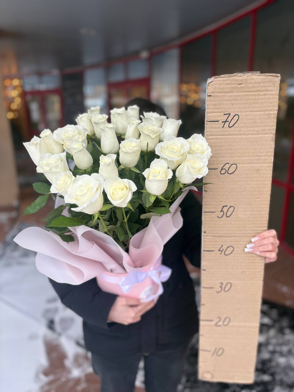 25 роз в коробке