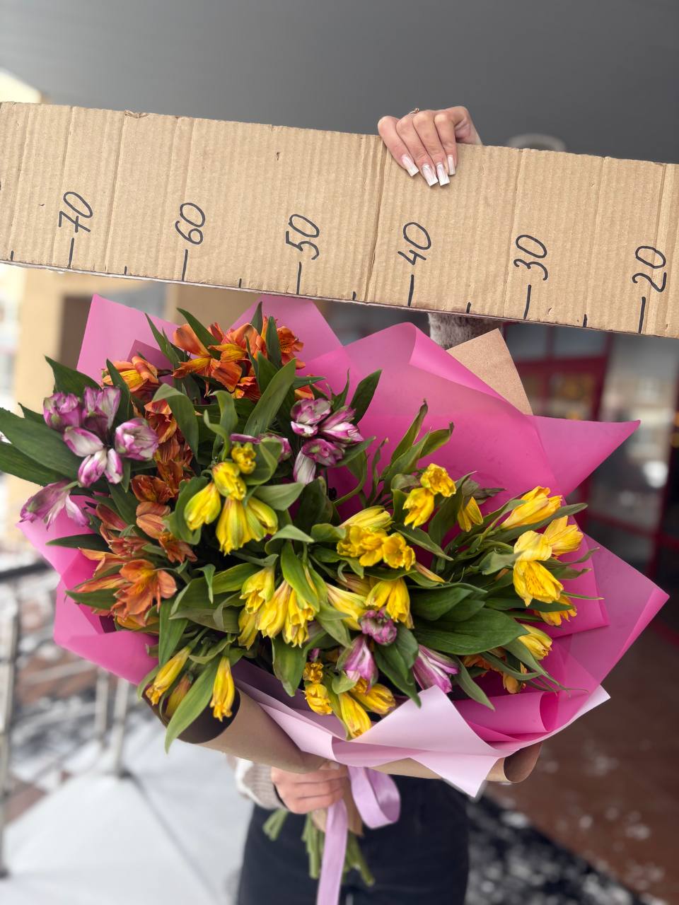 Букет из альстромерий
