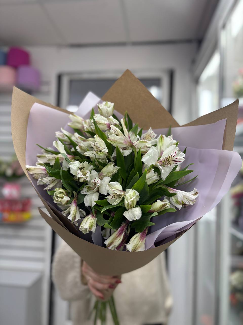 Букет из альстромерий