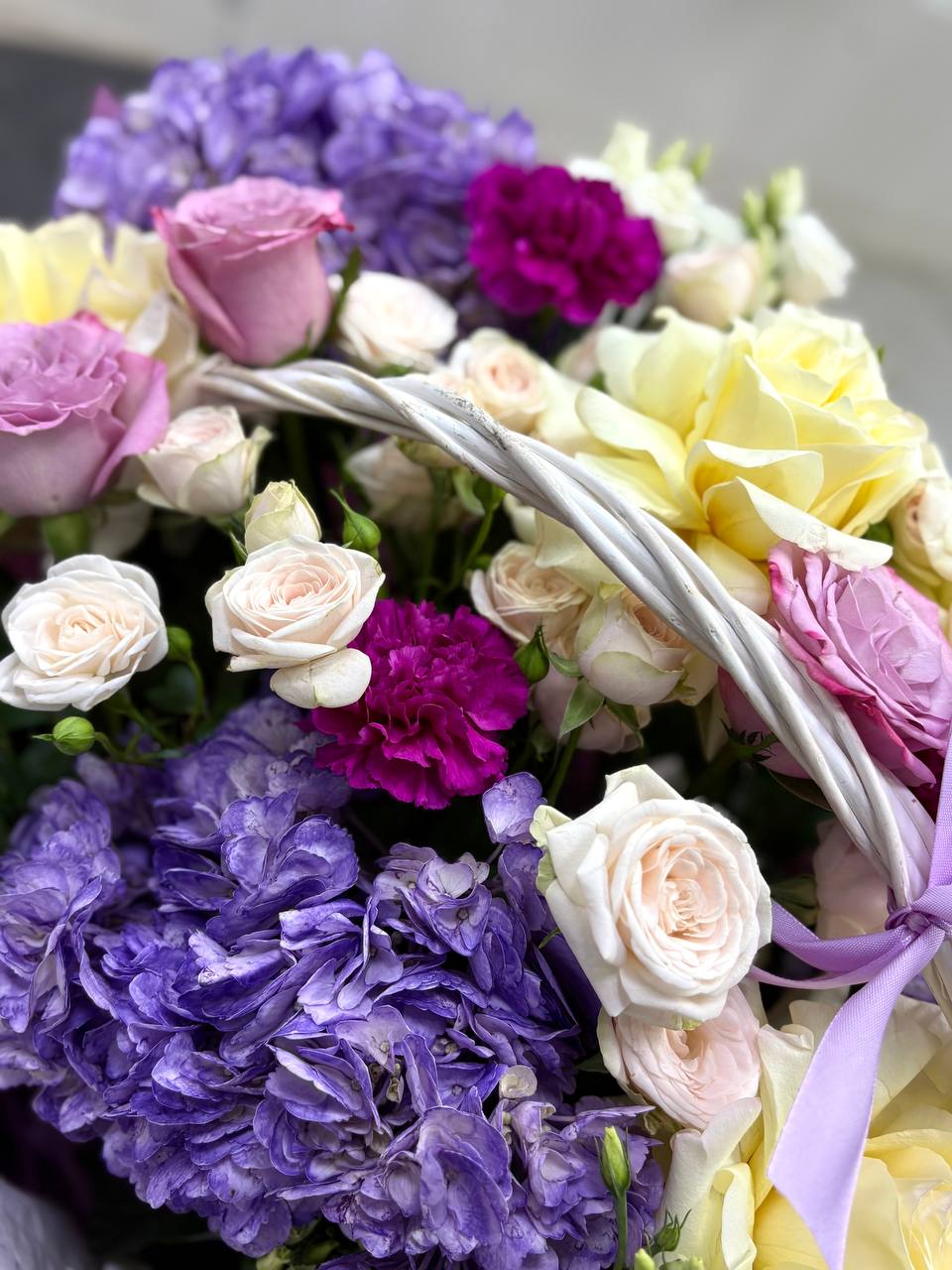 Композиция в корзине