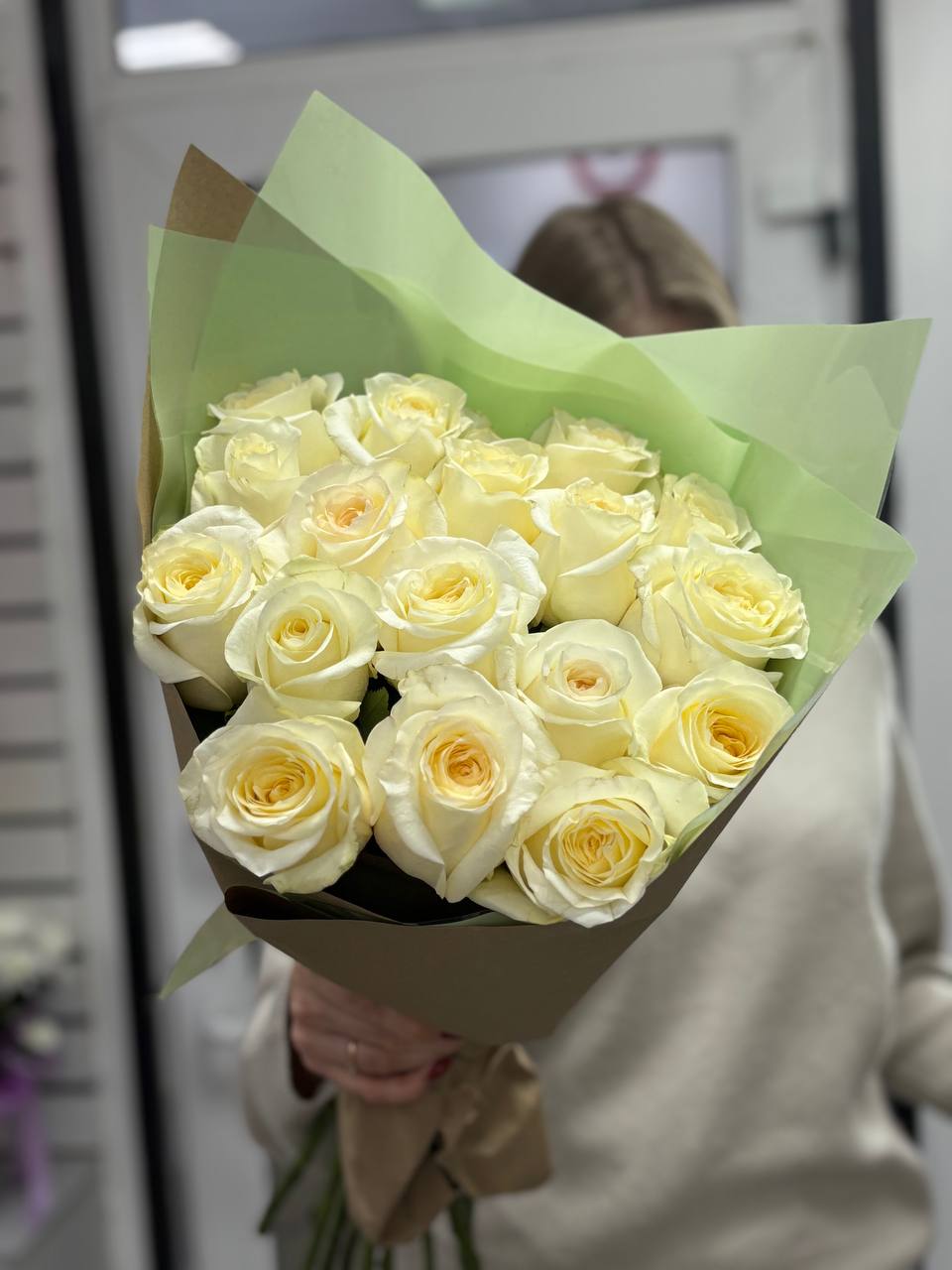 Букет  17 роз Эквадор