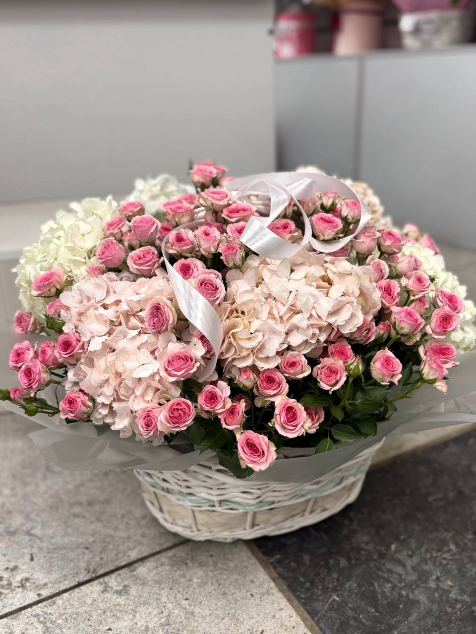 Композиция в корзине