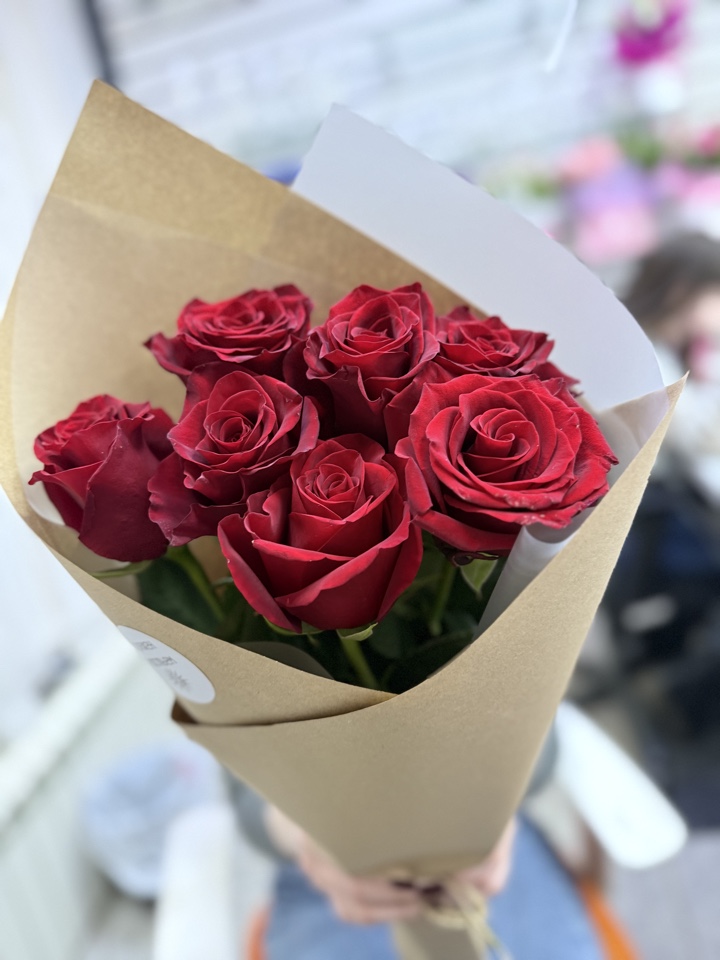 Букет из 7 роз Эквадор 70 см