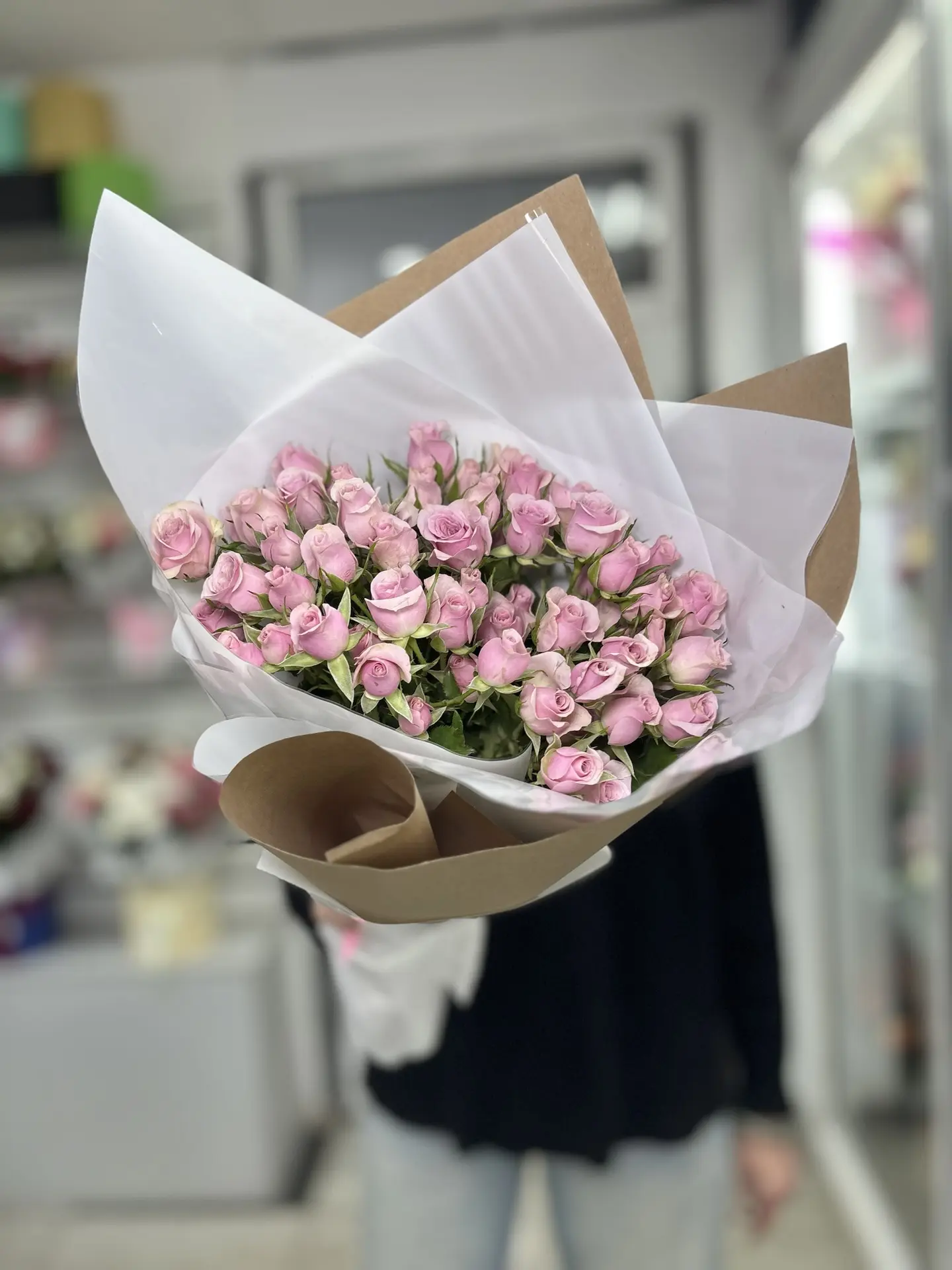 Букет кустовых роз