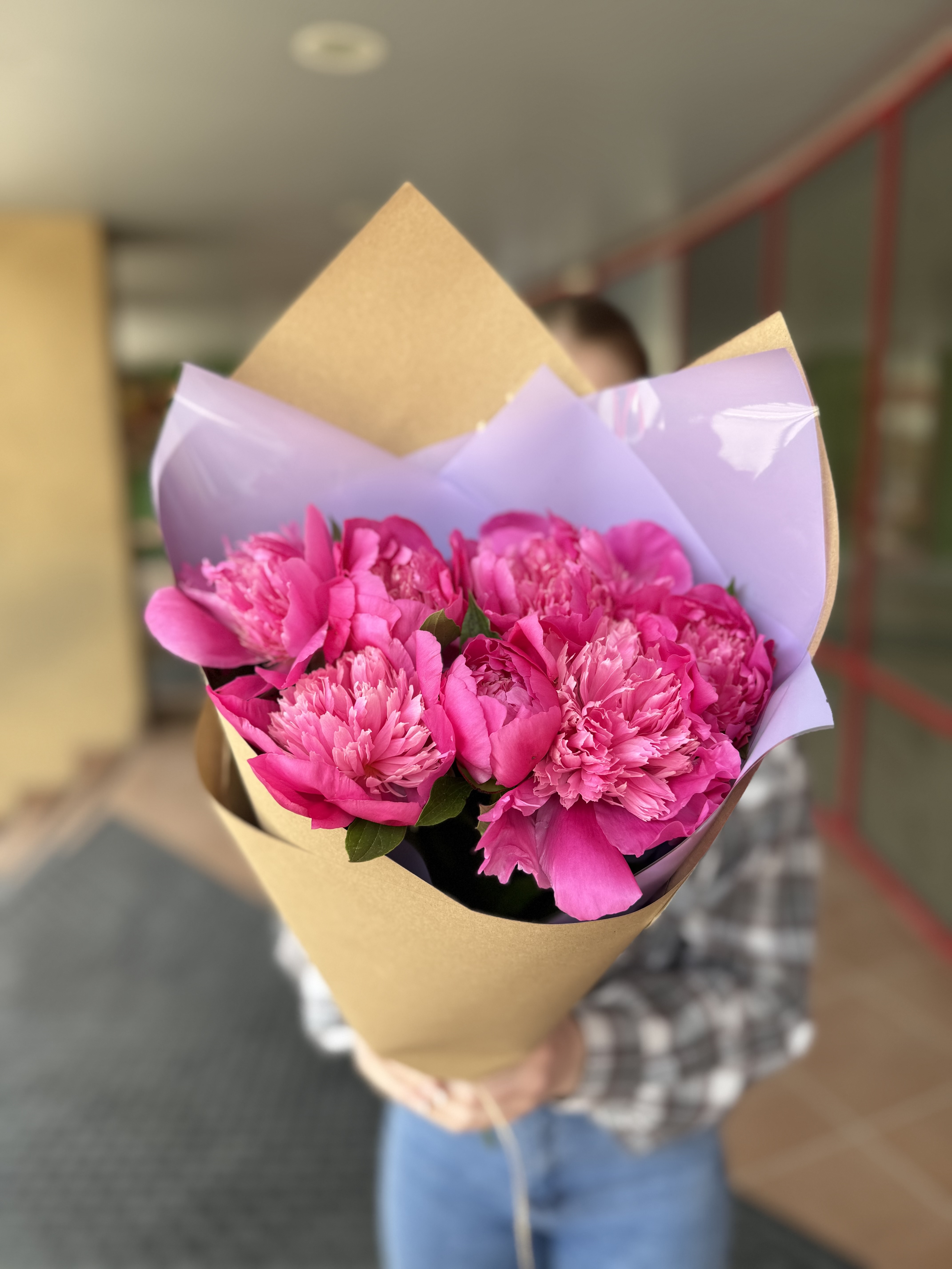 9 пионов